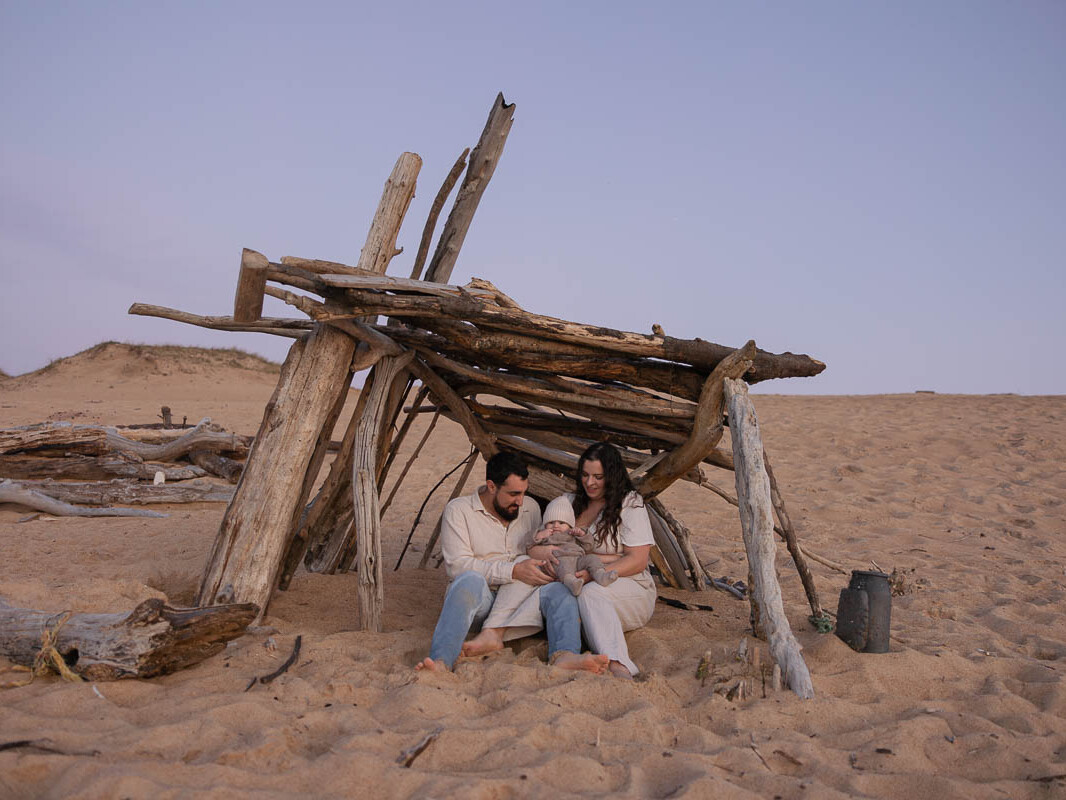 Seance-photo-naissance-landes-pays-basque-plage-labenne-allaitement (1)