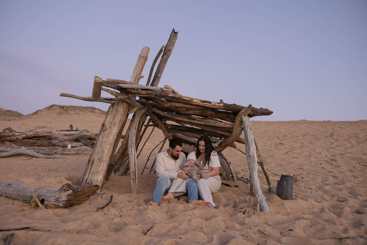 Seance-photo-naissance-landes-pays-basque-plage-labenne-allaitement (1)
